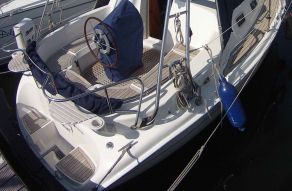 Hunter 306