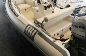 Novurania 460 De Luxe