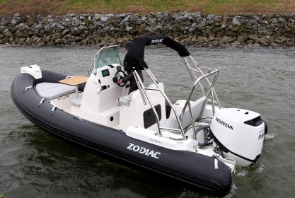 Zodiac Medline 5.8, RIB en opblaasboot for sale by Delta Watersport