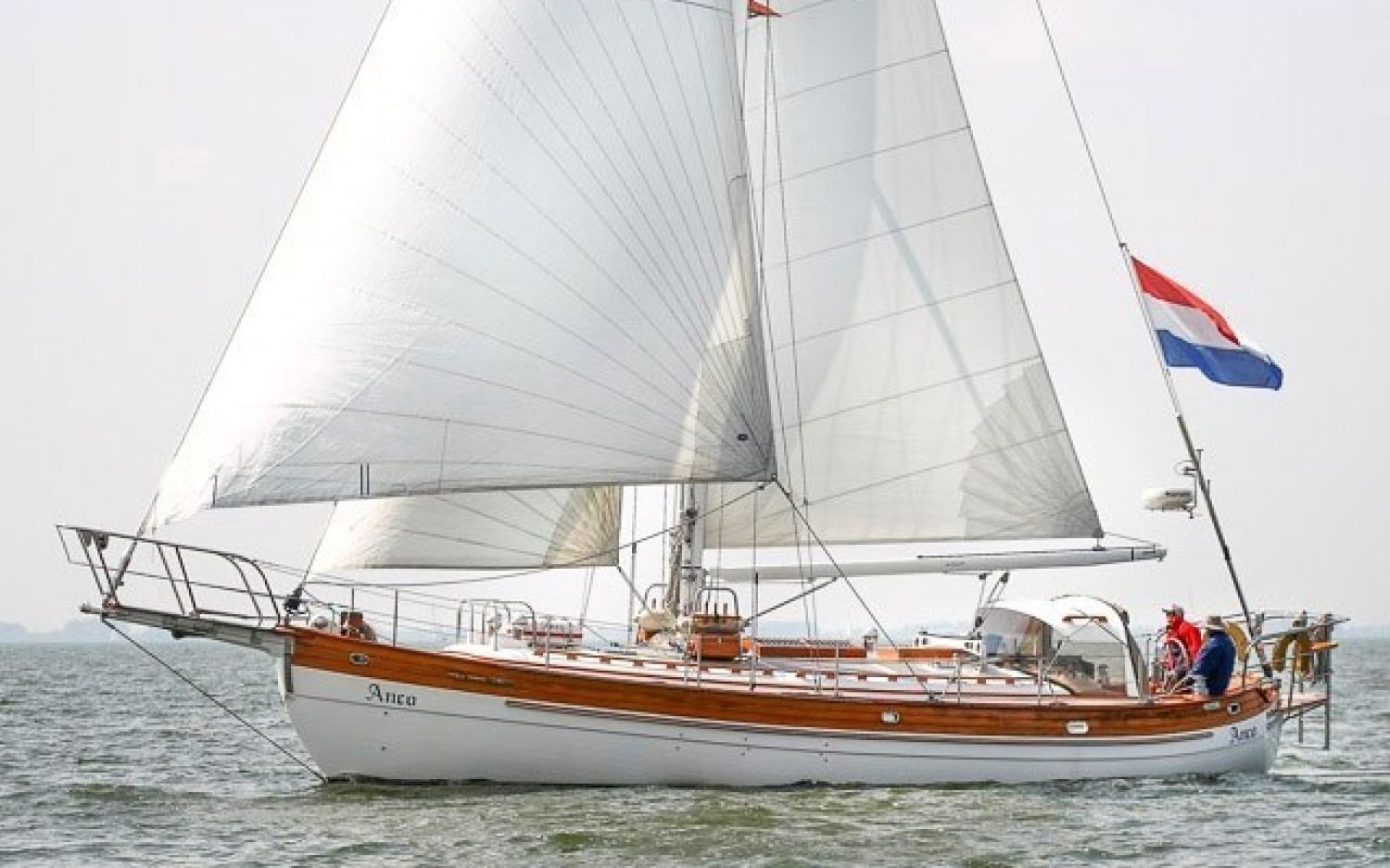 Hans Christian 41T, Sailing Yacht for sale by HollandBoat International Yachtbrokers