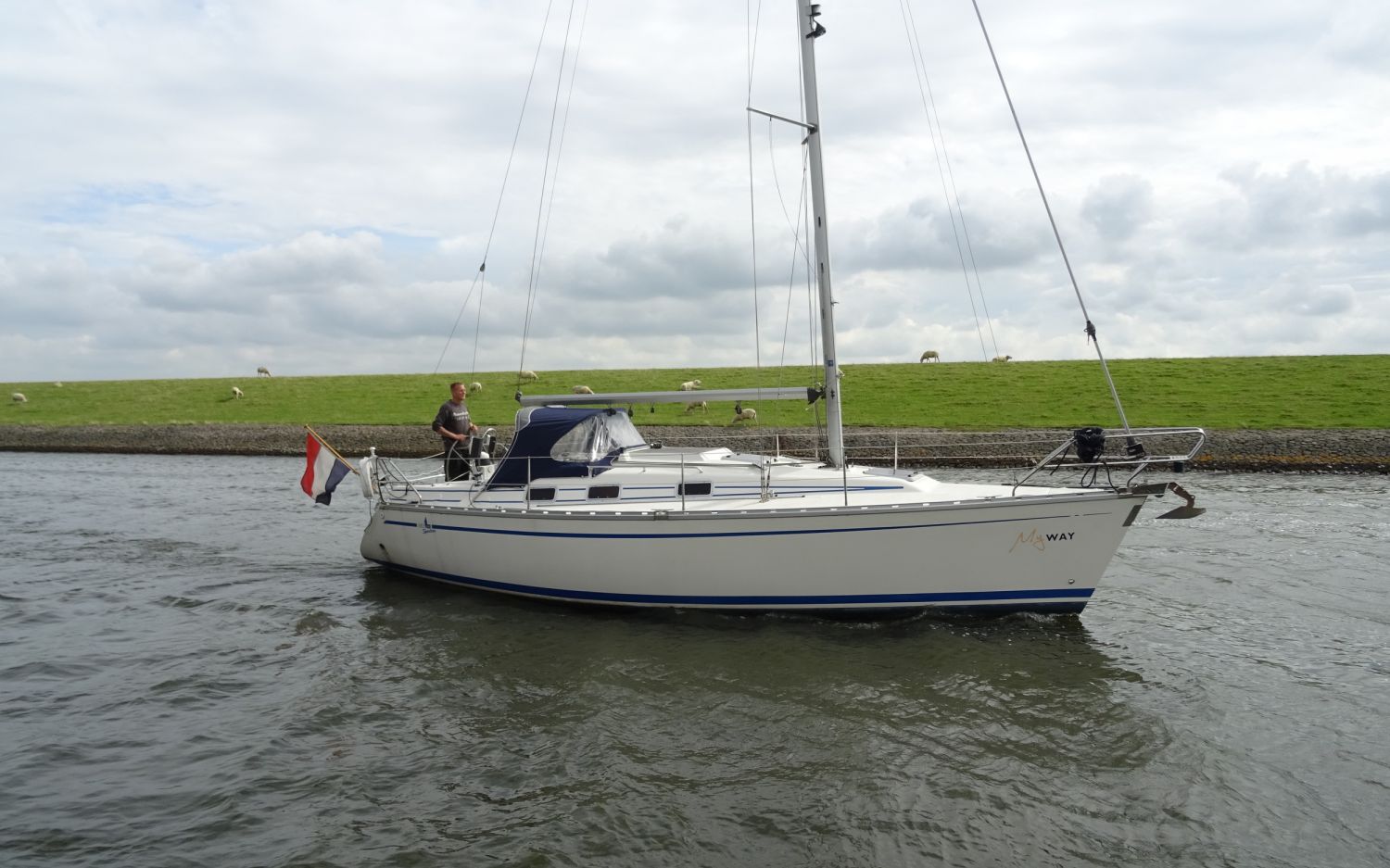 Bavaria 320 Sport Line, Sailing Yacht for sale by HollandBoat International Yachtbrokers