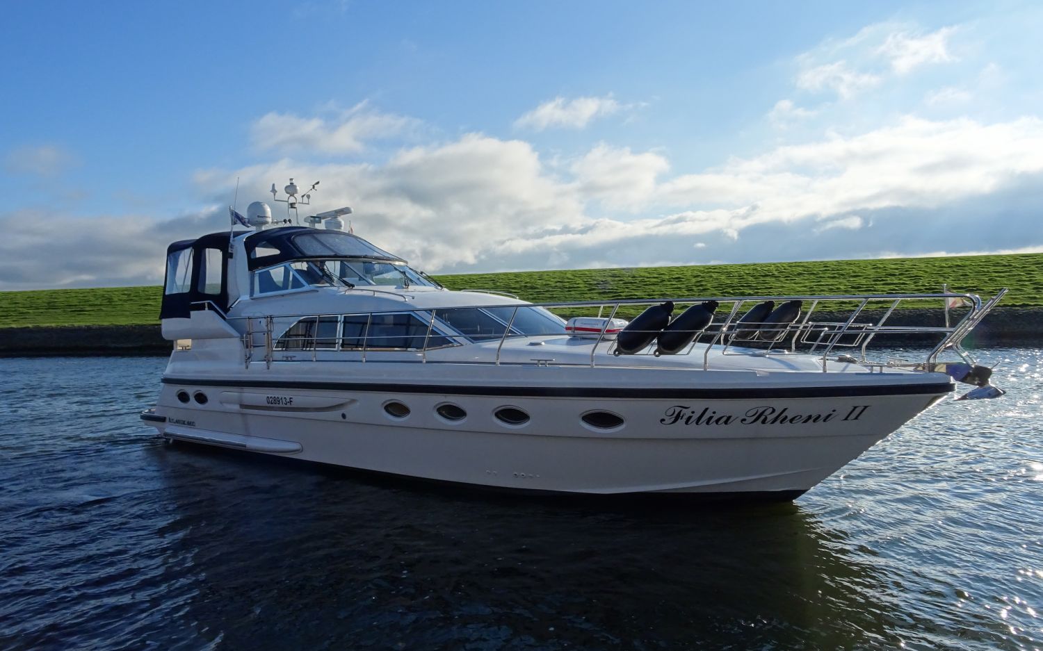 Atlantic 460, Motor Yacht for sale by HollandBoat International Yachtbrokers