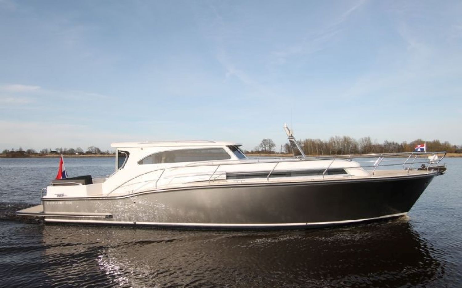 Excellent 1200, Motoryacht for sale by HollandBoat International Yachtbrokers