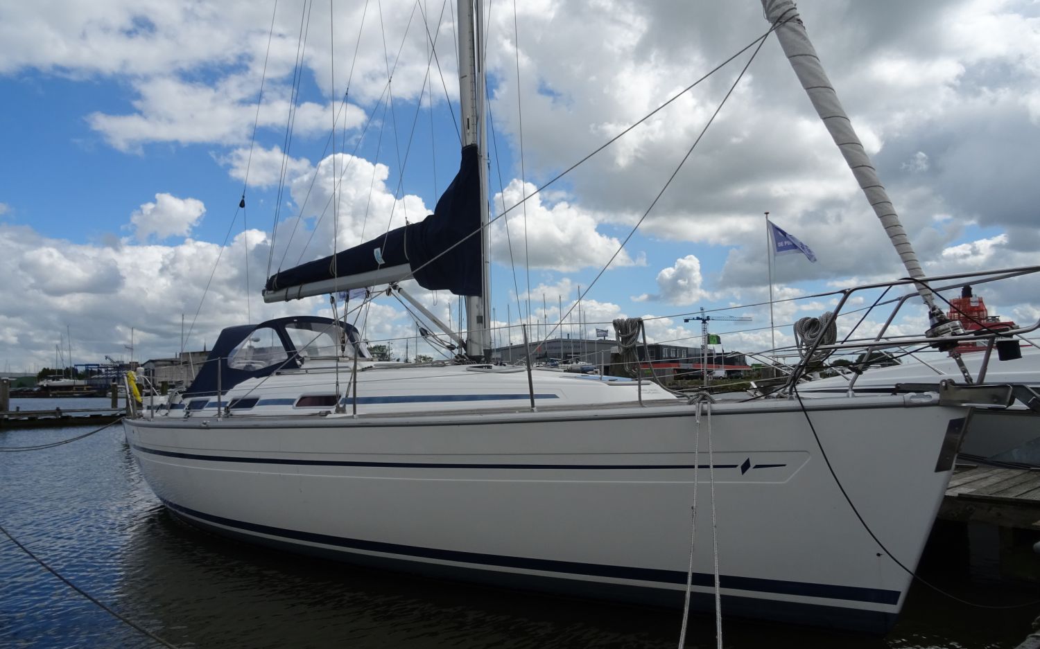 Bavaria 36 - 2, Zeiljacht for sale by HollandBoat International Yachtbrokers