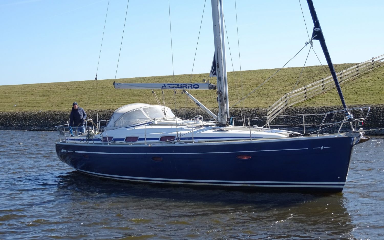 Bavaria 42 - 3, Zeiljacht for sale by HollandBoat International Yachtbrokers