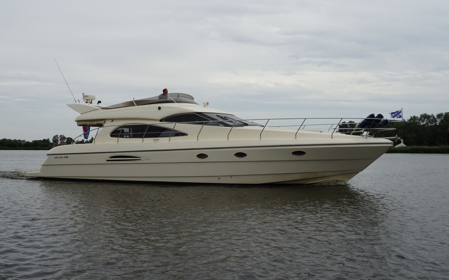 Astondoa 54 GLX, Motoryacht for sale by HollandBoat International Yachtbrokers