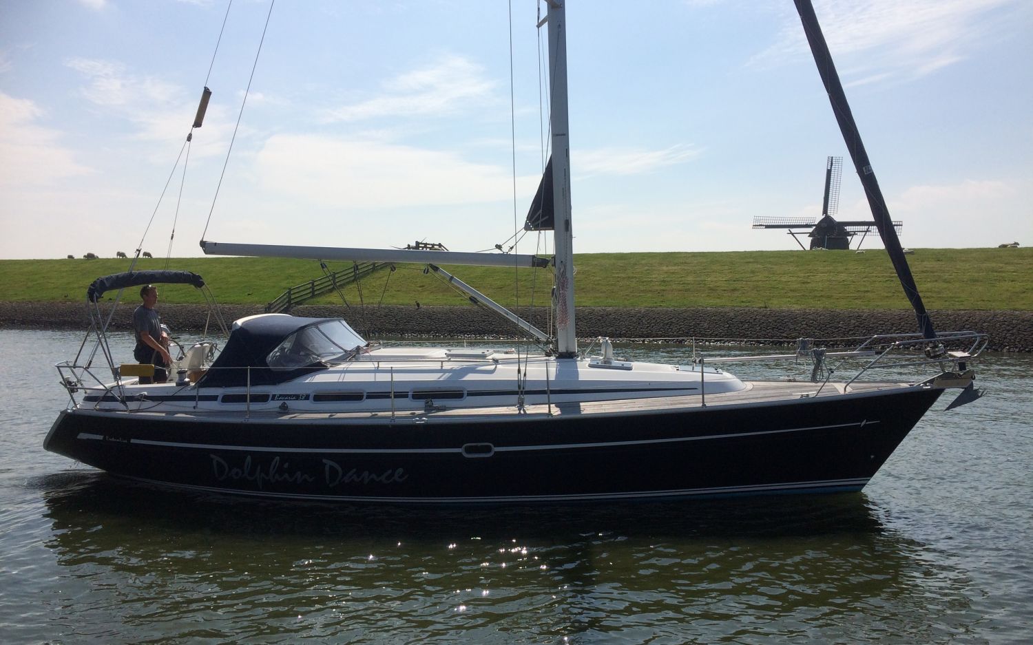 Bavaria 38 Custom Line, Sailing Yacht for sale by HollandBoat International Yachtbrokers