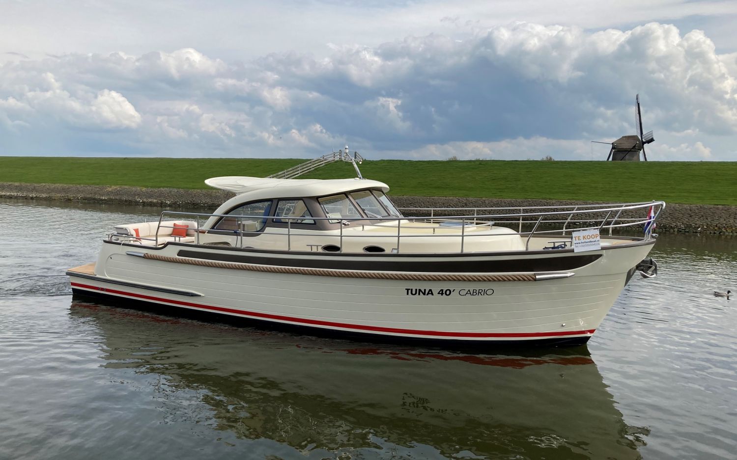 Tuna 40 Cabrio IPS, Motorjacht for sale by HollandBoat International Yachtbrokers