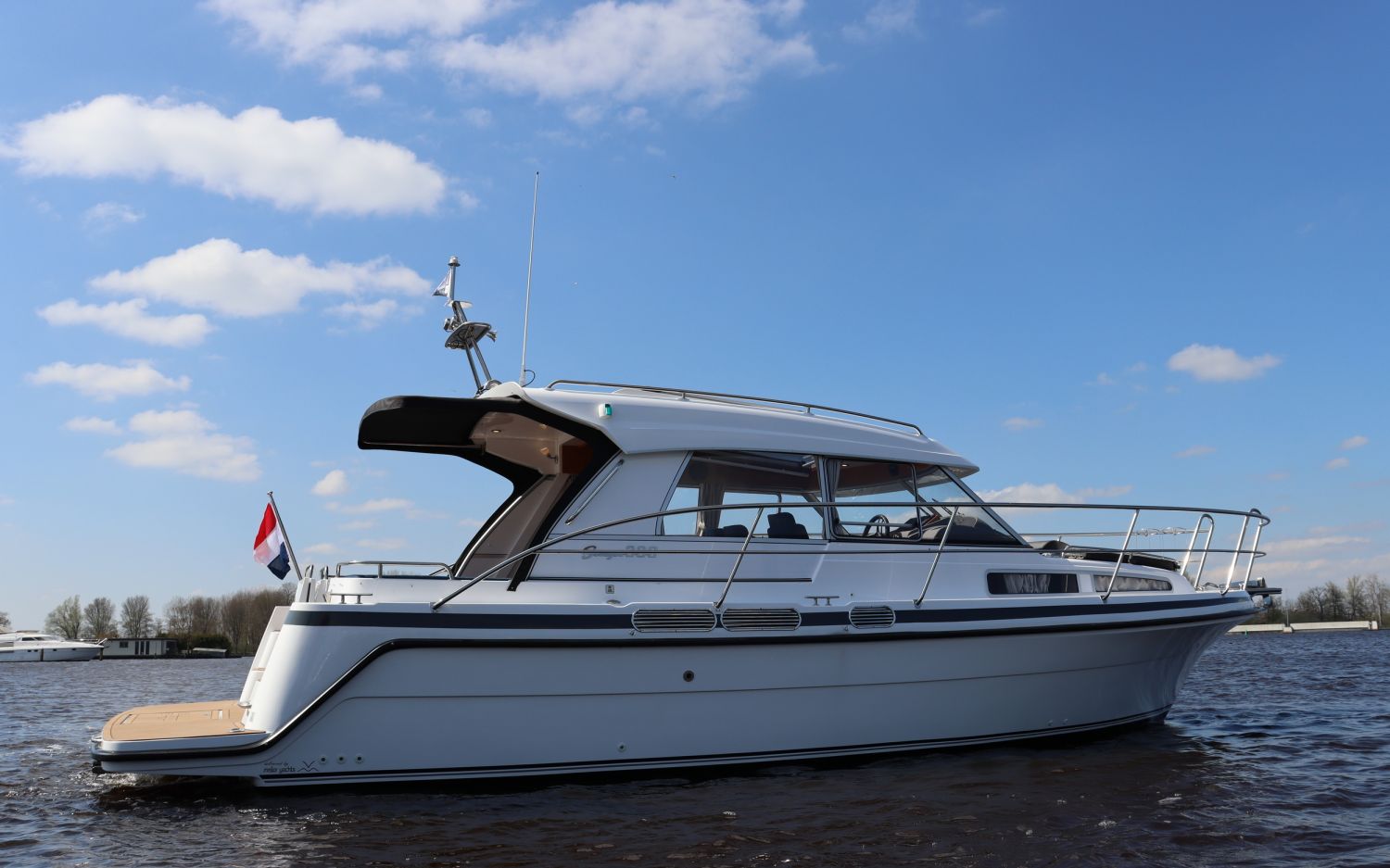 Saga 330 HT, Motor Yacht for sale by HollandBoat International Yachtbrokers
