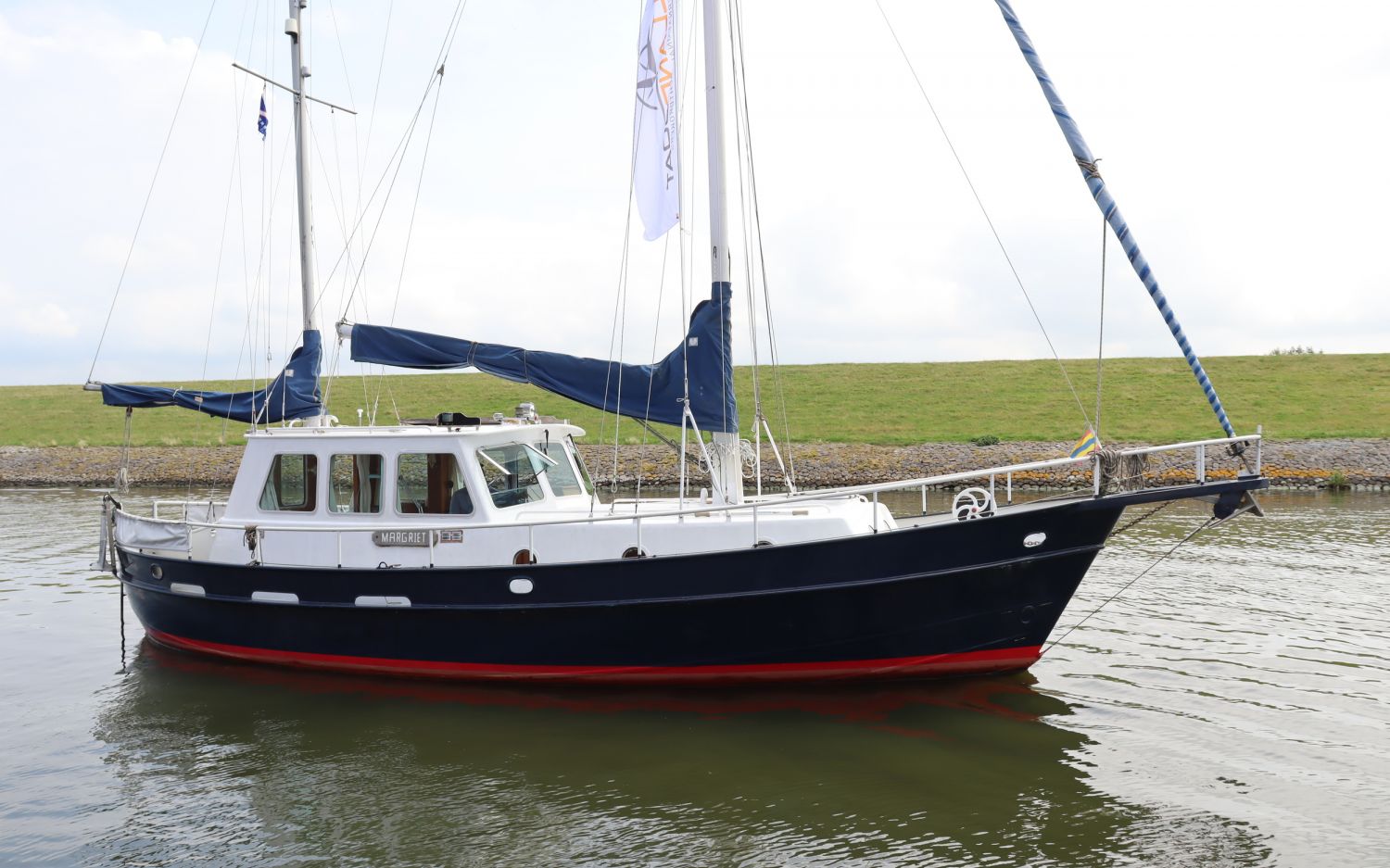 Doggersbank 305 MS, Motoryacht for sale by HollandBoat International Yachtbrokers