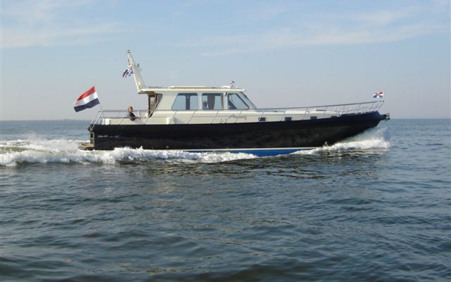 Merlin 1400, Motoryacht for sale by HollandBoat International Yachtbrokers