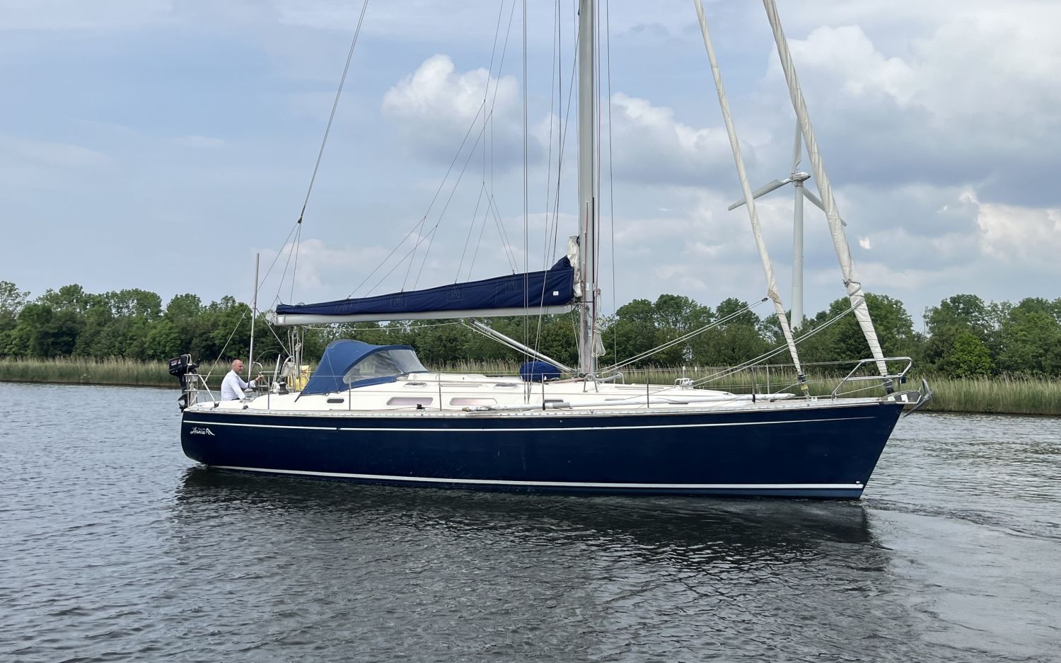 Hanse 411, Zeiljacht for sale by HollandBoat International Yachtbrokers