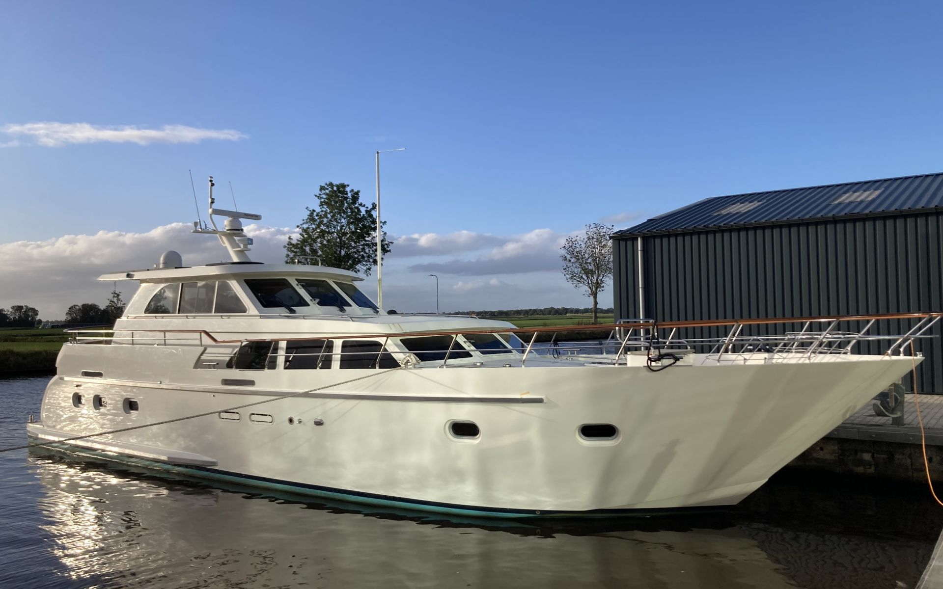 Valk Continental 1800 Wheelhouse, Motorjacht for sale by HollandBoat International Yachtbrokers