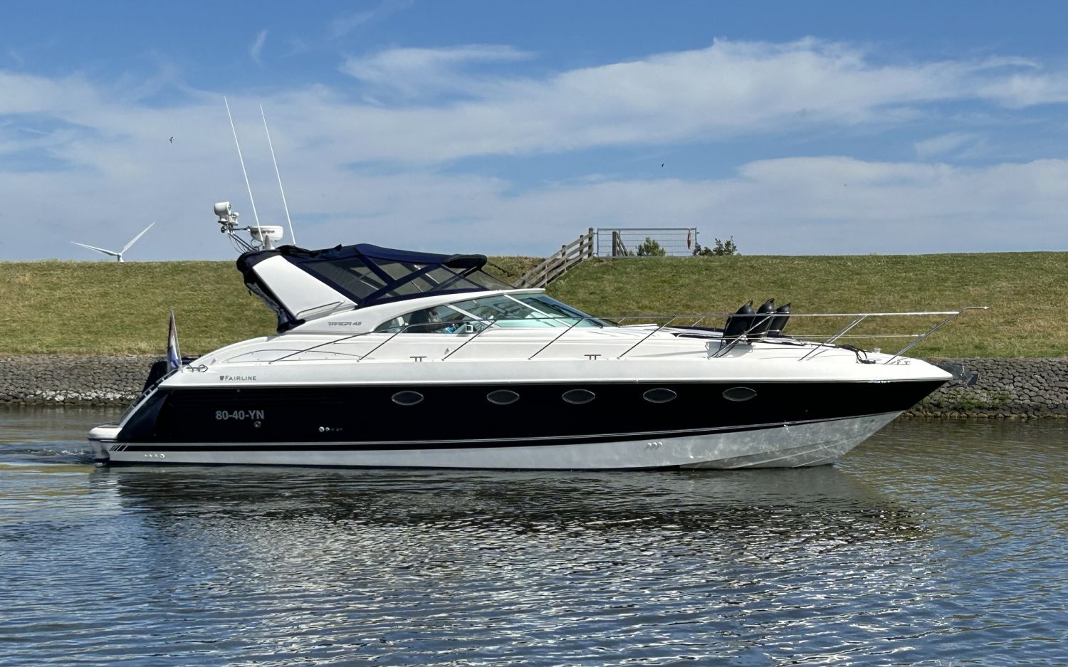 Fairline Targa 43, Motorjacht for sale by HollandBoat International Yachtbrokers