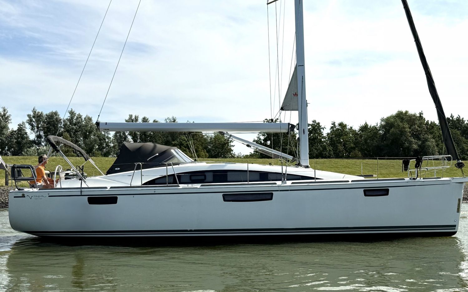 Bavaria 42 Vision, Sailing Yacht for sale by HollandBoat International Yachtbrokers