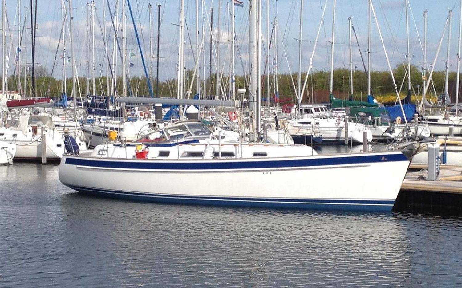 Hallberg Rassy 40, Segelyacht for sale by HollandBoat International Yachtbrokers