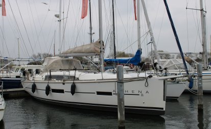 Dufour 382 GL, Sailing Yacht for sale by EYN Jachtmakelaardij Noord West