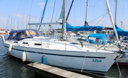 Bavaria 36 Holiday, Zeiljacht for sale by EYN Jachtmakelaardij Noord West