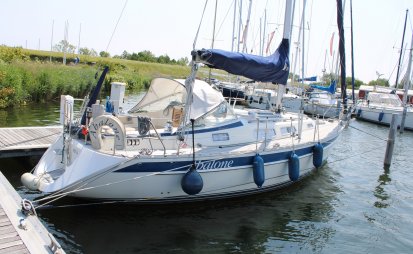 Hallberg Rassy 31, Sailing Yacht for sale by EYN Jachtmakelaardij Noord West