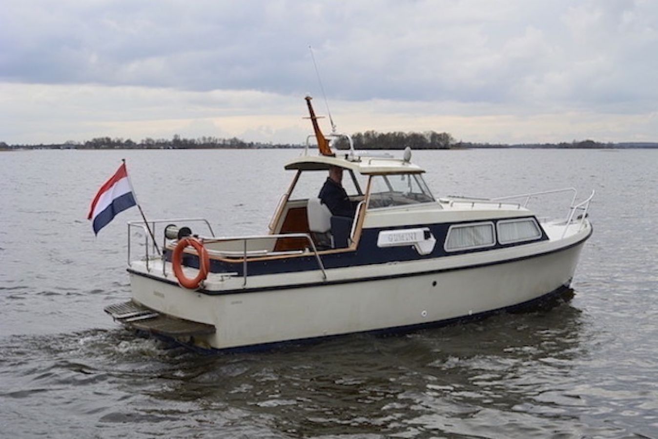 motorboot safir 24