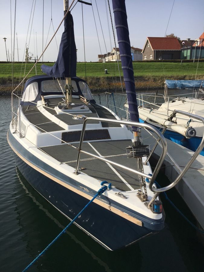 neptun 27 sailboat