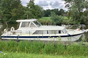 Chris Craft Commander 31