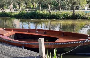 Mahonie Houten Sloep