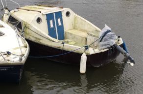 Grachtenboot Kajuitzeilboot