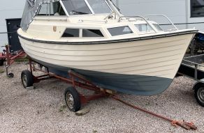 Marex 24 Suncab