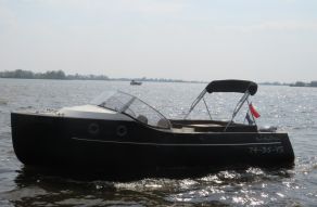 Oudhuijzer 700 Cabine