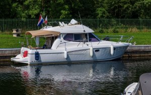 Jeanneau Merry Fisher 925, Motorjacht for sale by Serry, Jachtwerf & Jachtmakelaardij