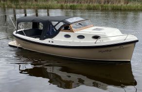 Bola Grand Shadow Riviera 8.20 OK