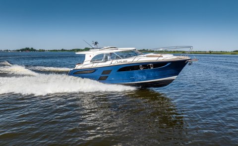 Marex 360 Cabriolet Cruiser, Motor Yacht for sale by Boarnstream Yachting