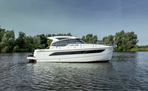 Rodman Spirit 31 HT - Outboard, Motor Yacht for sale by Boarnstream Yachting