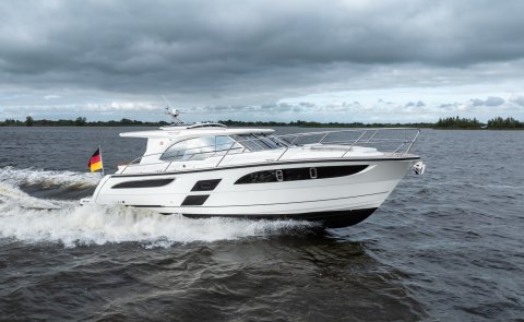 Marex 360 Cabriolet Cruiser, Motor Yacht for sale by Boarnstream Yachting