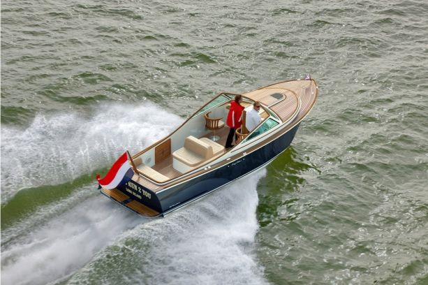 LongIsland 25 Runabout