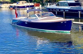 LongIsland 33 Runabout