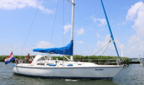 Catalina 42 De Luxe, Sailing Yacht for sale by Schepenkring Lelystad