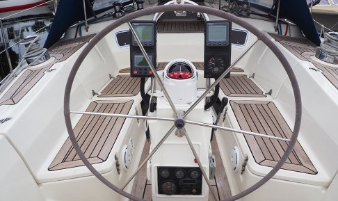 Bavaria 430 Caribic, Sailing Yacht for sale by Schepenkring Lelystad