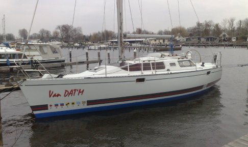 Feeling 326, Sailing Yacht for sale by Schepenkring Lelystad