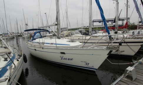 Bavaria 37, Zeiljacht for sale by Schepenkring Lelystad