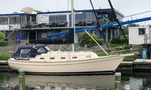 Island Packet 32, Zeiljacht for sale by Schepenkring Lelystad