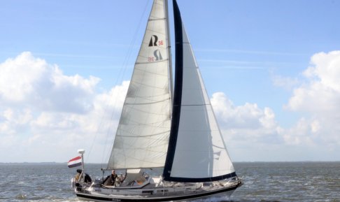 Hallberg Rassy 36, Zeiljacht for sale by Schepenkring Lelystad