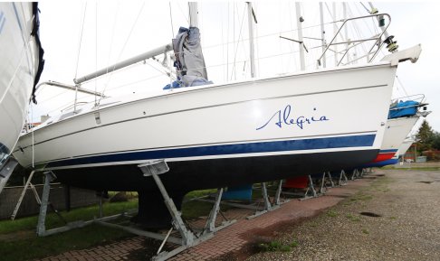 Hunter 33, Zeiljacht for sale by Schepenkring Lelystad