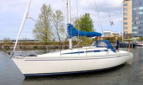 Elan 331, Sailing Yacht for sale by Schepenkring Lelystad