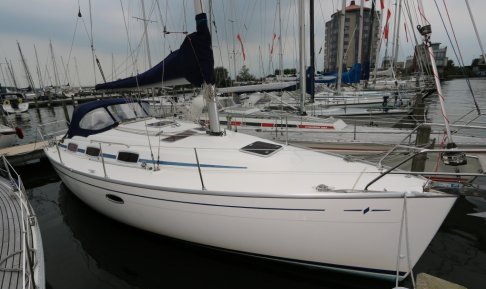 Bavaria 33 Cruiser, Sailing Yacht for sale by Schepenkring Lelystad