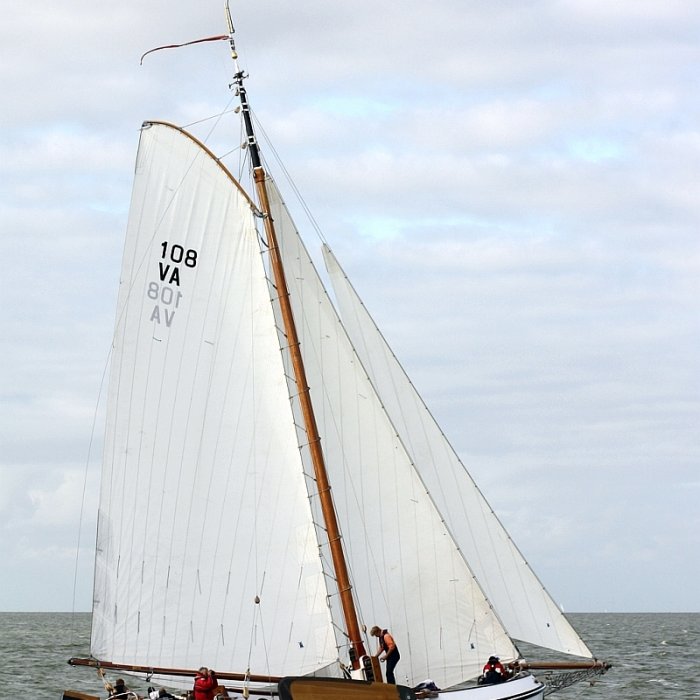 Lemsteraak Hoek Design Roefuitvoering, Zeiljacht for sale by Chris Beuker Maritiem