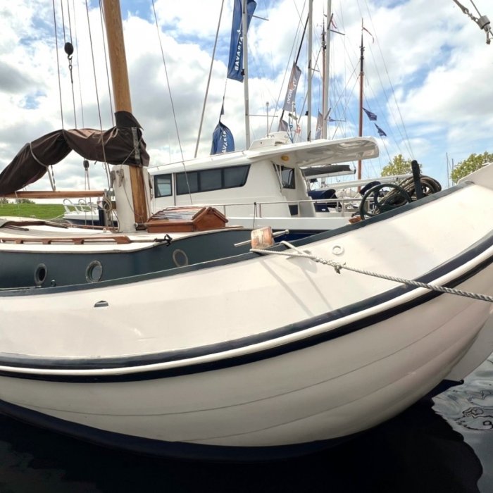Lemsteraak 't Noorderlicht - Roef Uitvoering, Plat- en rondbodem, ex-beroeps zeilend for sale by Chris Beuker Maritiem