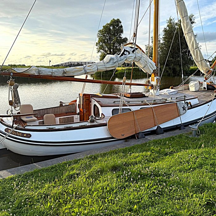 Lemsteraak Blomaak 1010 - Anna, Plat- en rondbodem, ex-beroeps zeilend for sale by Chris Beuker Maritiem