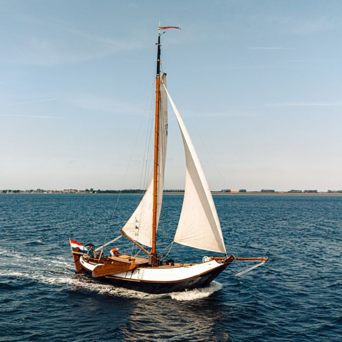 Schokker 1600, Zeiljacht for sale by Chris Beuker Maritiem